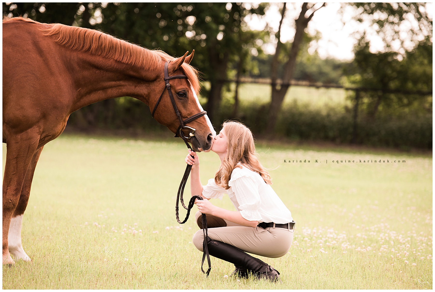horse and rider kisses portraits 
